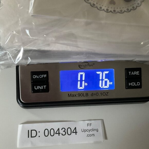 New Penny Lane Primitives My Little Christmas Tree skirt garland Kit Wool Felt - Picture 8 of 8